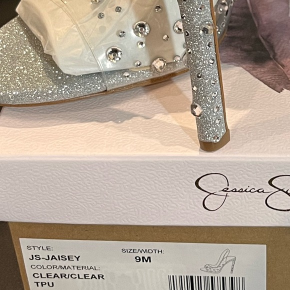 Jessica Simpson size 9 heel - Picture 2 of 12